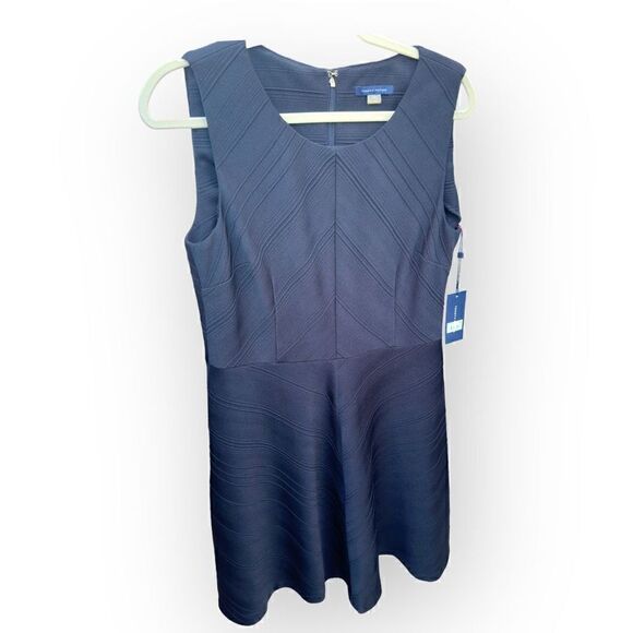 NWT Tommy Hilfiger Black sleeveless skater/swing dress womens size 12 - Picture 3 of 8